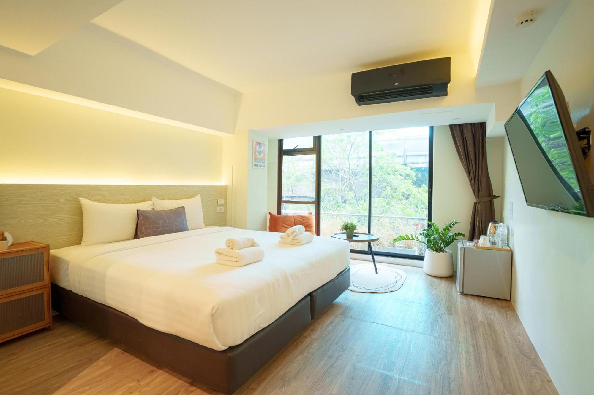 Gecko Eye Hotel Bangkok Exterior photo